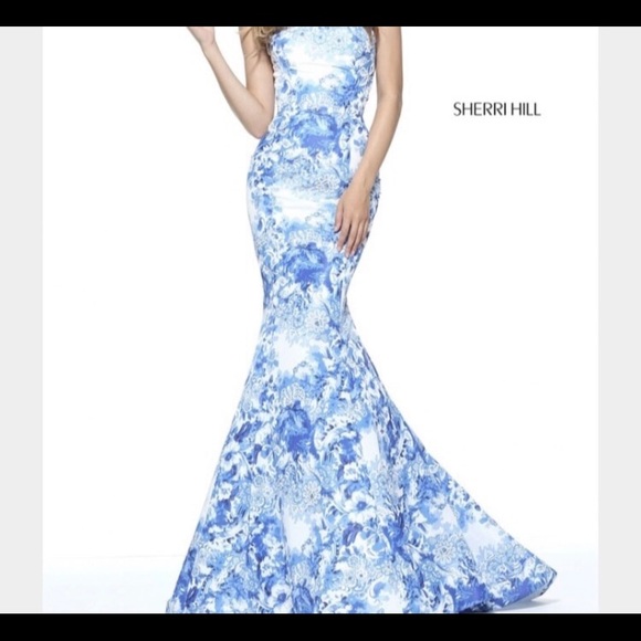Sherri Hill floral gown - Picture 3 of 4